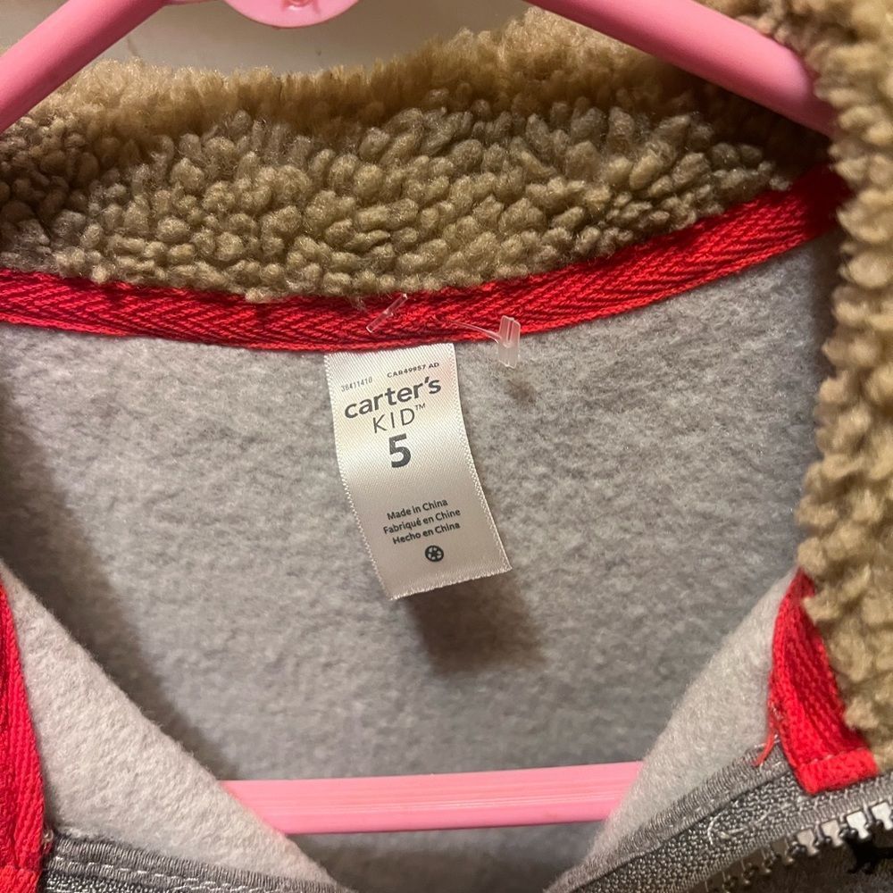 Carter's Boys sweatshirt!! - Picture 2 of 5